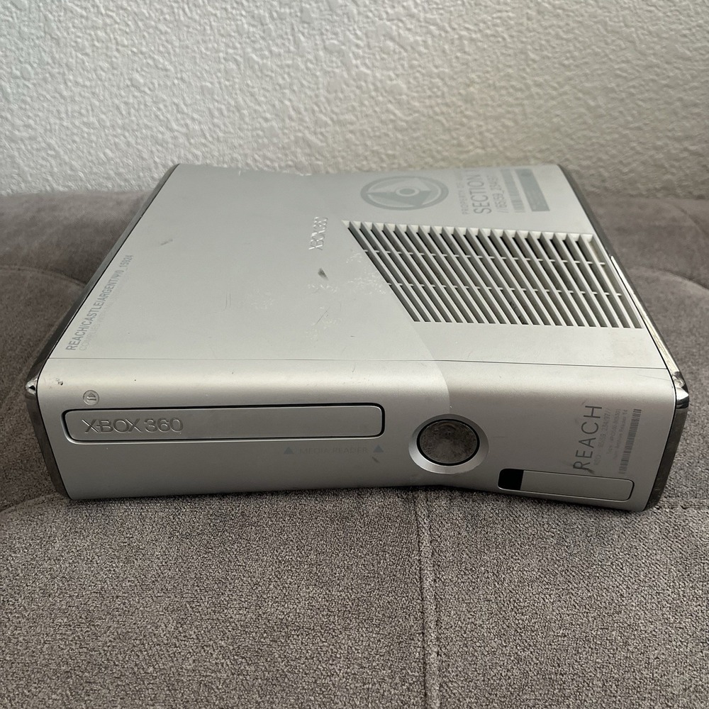 Microsoft Xbox 360 S 250GB Console Gaming System Only Halo Reach Edition 1439